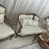 مبل کلاسیک ۹نفره به همراه میز ناهارخوری ۴نفره