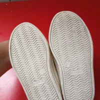 دوعدد کفش  کاملا نو