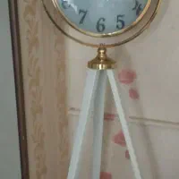 ساعت ایستاده