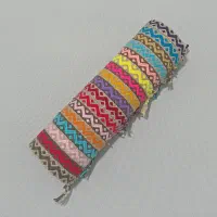 دستبند دستباف