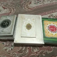 دوجلد قرآن و یک جلد نهج‌البلاغه هدیه زیبا