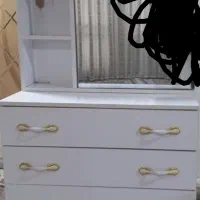 میز ارایش و دراور در حد نو