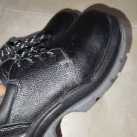 کفش ایمنی