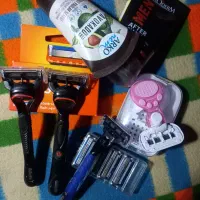 ژیلت برقی فیوژن اصلی و مقداری وسایل|آرایشی، بهداشتی، درمانی|شیراز, دانشگاه شیراز|دیوار