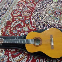گیتار یاماها C40