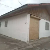 مغازه داخل محله