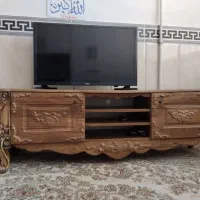 میز تلویزیون سلطنتی