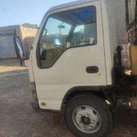 یک دستگاه خودرو ایسوزو|خودرو سنگین|پایین هولار, |دیوار