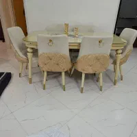 میز ناهار خوری کاملا سالم