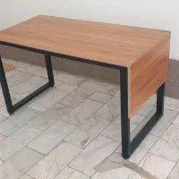 میز تحریر و مطالعه