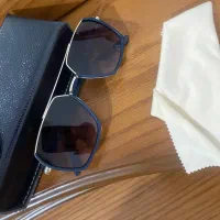 عینک آفتابی کاملا نو