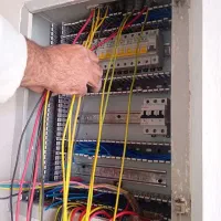 برقکاری ساختمان و لوله کشی آب و  فاضلاب