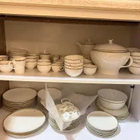 ظروف چینی ۱۸ نفره