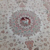 ۳ تخته فرش ۹ متری ماشینی و ۳ تخته ۴ متری