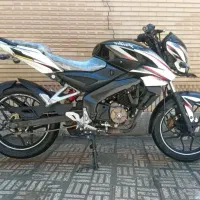 ns 150   ان اس سفید کم کار