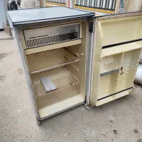 یخچال اداری