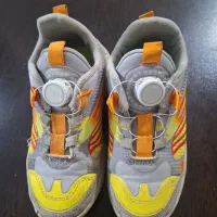 کفش اسپورت شماره ۳۶