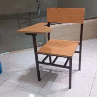 صندلی آموزشی سالم تمیز