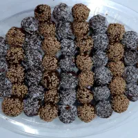 رنگینک وحلوا خرمایی خانگی