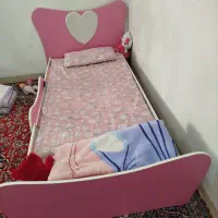 تختخواب یک نفره سالم تمیز بدون خط خش وگلیم فرش