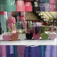 همکار خانم و اقا جهت کار در  کارگاه تولید باکس