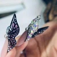 آموزش خدمات ناخن حرفه ای