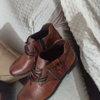 کفش قهوای|کیف، کفش، کمربند|ماکو, |دیوار