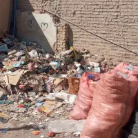 ضایعات آهن کارتون و مس و پلاستیک