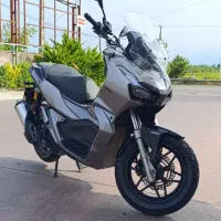 موتور ADV150 رنگ خاص ۲۰۰۰ کار