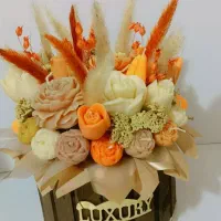 باکس گل شمعی و شمع دکوری