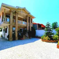 کاخ ویلا۳۳۰م سندتکبرگ فروش بدلیل مهاجرت ارزنده