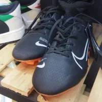 کفش چمن سایز42.43خارجی