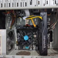 کیس گیمینگ خانگی تمیز
