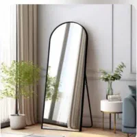 اینه ایستاده