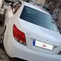 دنا مدل96 بدون رنگ شاسی پلمپ خیلی تمیزکارمندی