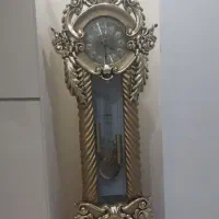 ساعت ایستاده