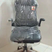 صندلی گیمینگ یا اداری