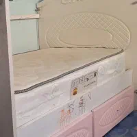 تخت نوجوان و کودک