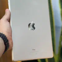 iPad   32GB