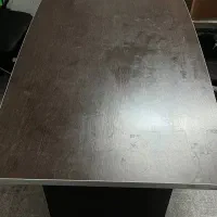 میز کنفرانس و صندلی چرخدار