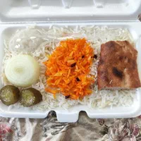 غذای خانگی پیک از3غذابالا رایگان (۷۵ تومان)