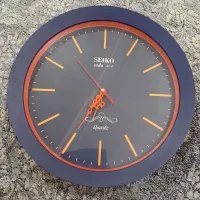 ساعت دیواری