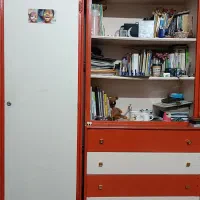تخت وکمد قرمز رنگ تخت وکمد نارنجی|تخت و سرویس خواب|شاهرود, |دیوار