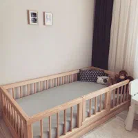 تخت مونته سوری نرده ای کلبه ای چوبی