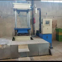 پرس چهار ستون هیدرولیک لاستیک و لنت