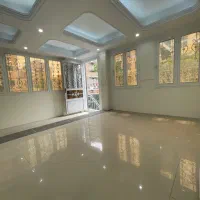 مترو-نواب-پارکینگ-تک-واحدی-بر-خیابان