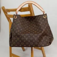 کیف‌ لویی ویتون