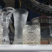 انواع گلدان کریستال قدیمی لیوانهایی قدیمی
