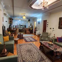 مستقلات ( ۱۱۰ متر تجاری + ۱۳۰متر مسکونی )