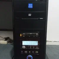 کامپیوتر رومیزی با میزو صندلی گردان|رایانه رومیزی|سنندج, |دیوار